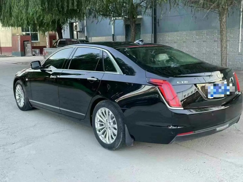 保定18年凯迪拉克CT64