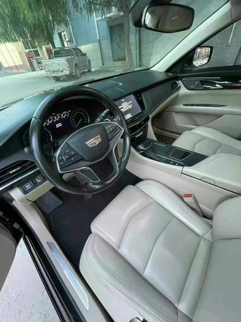 保定18年凯迪拉克CT67