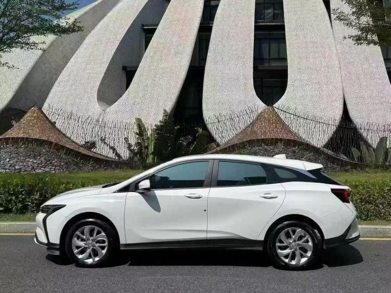 深圳24年别克微蓝8