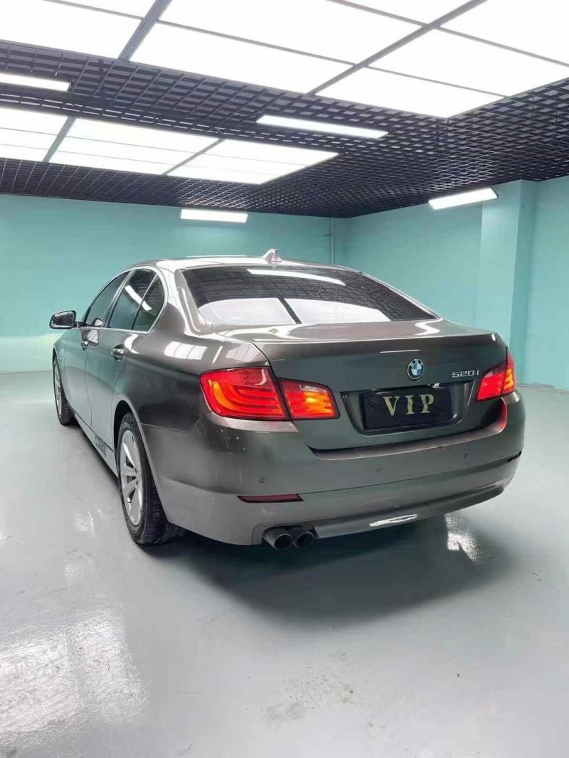 成都13年宝马5系9