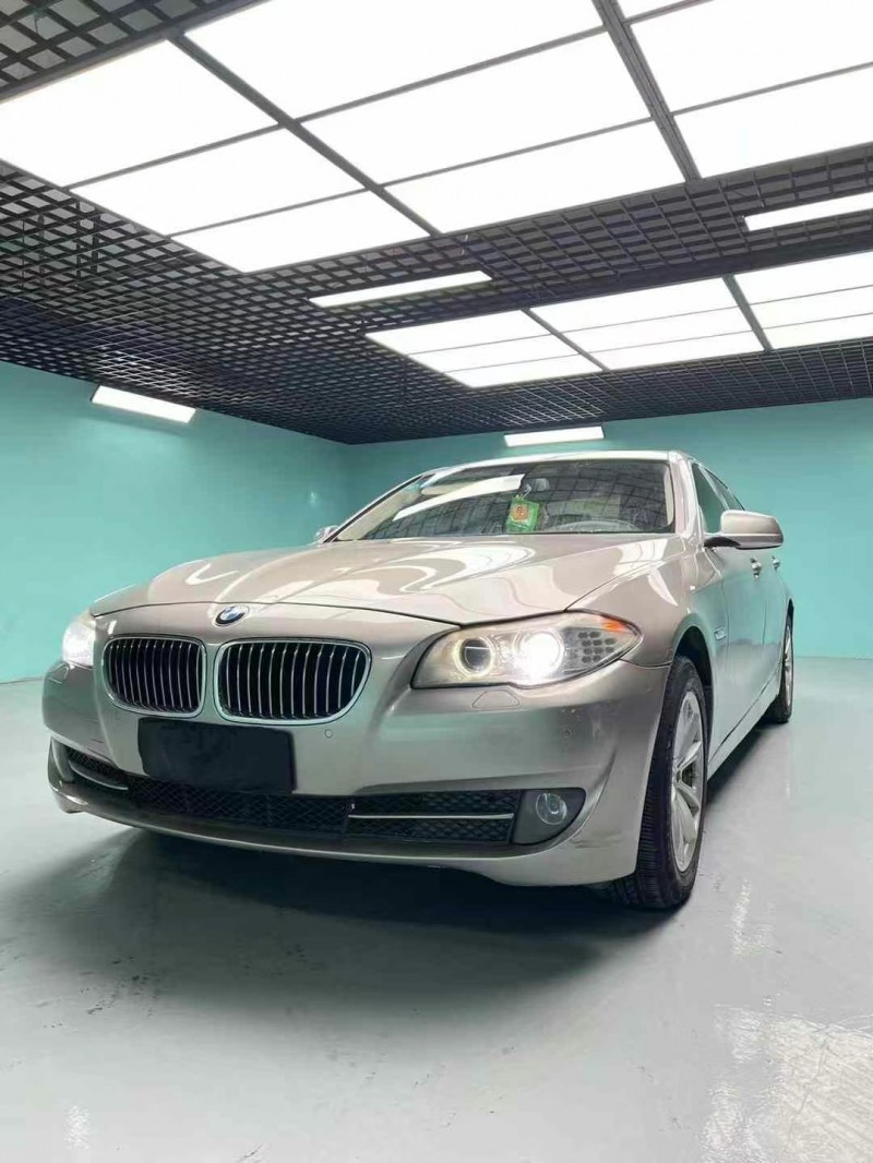 成都13年宝马5系2