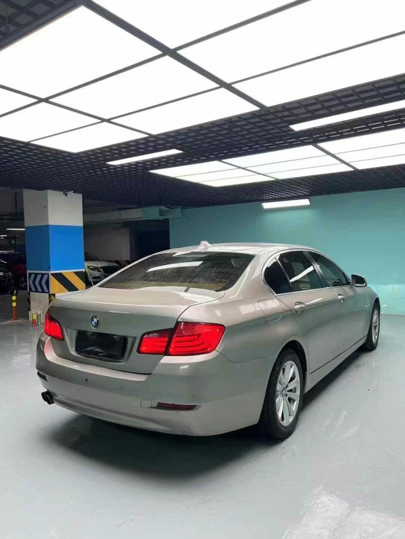 成都13年宝马5系8