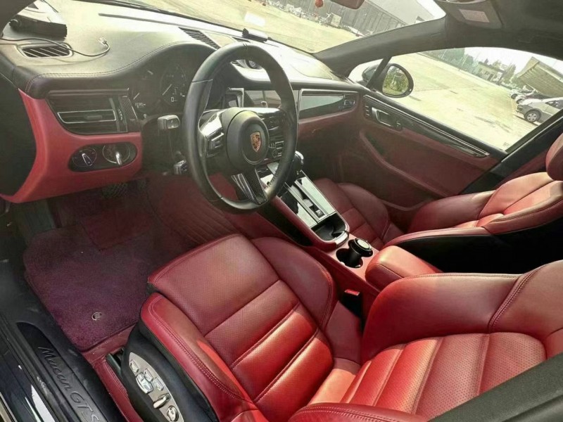潛江23年保時捷Macan5