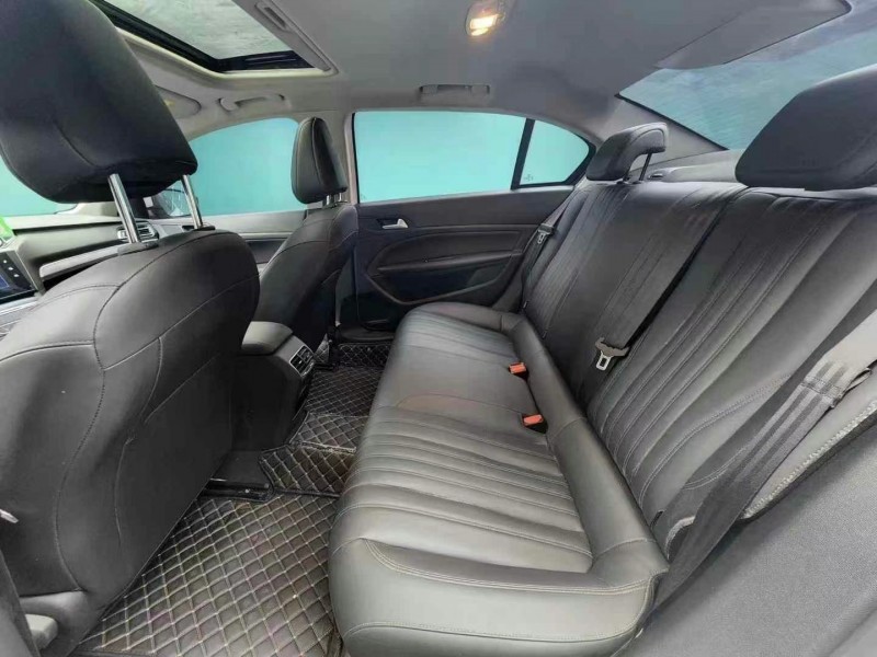 成都21年标致4086