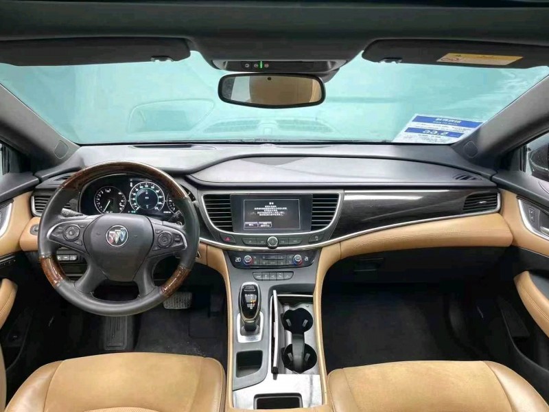 成都18年别克君越6