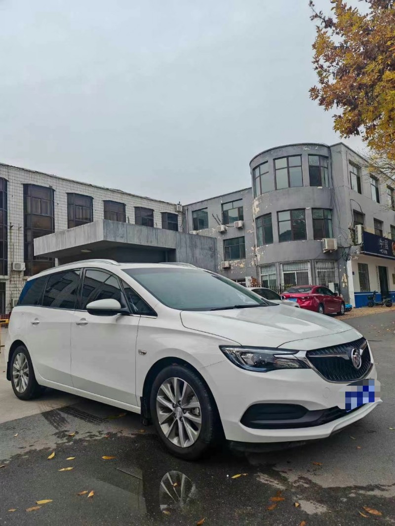 保定23年别克GL62