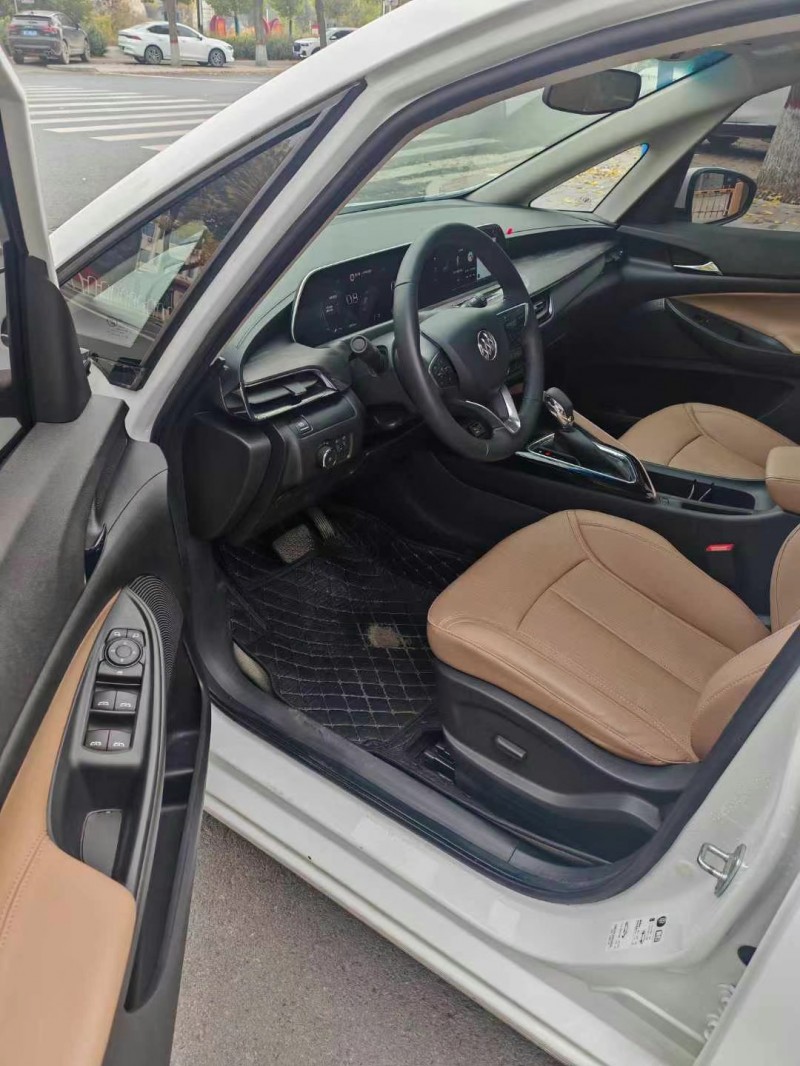 保定23年别克GL66