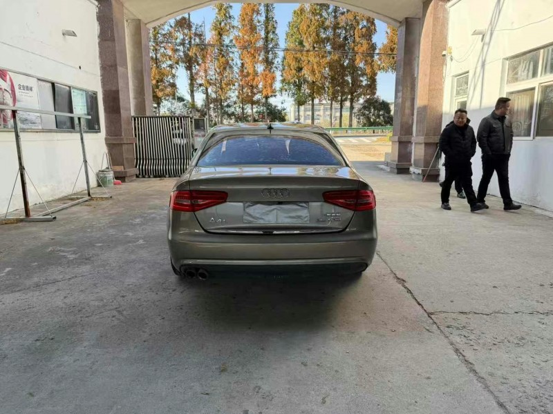 徐州15年奥迪A4L9