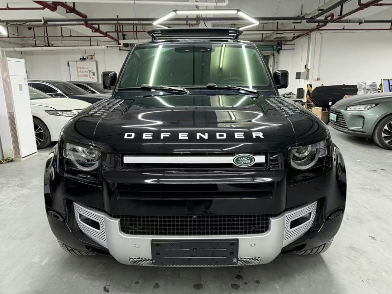 广州23年路虎卫士1