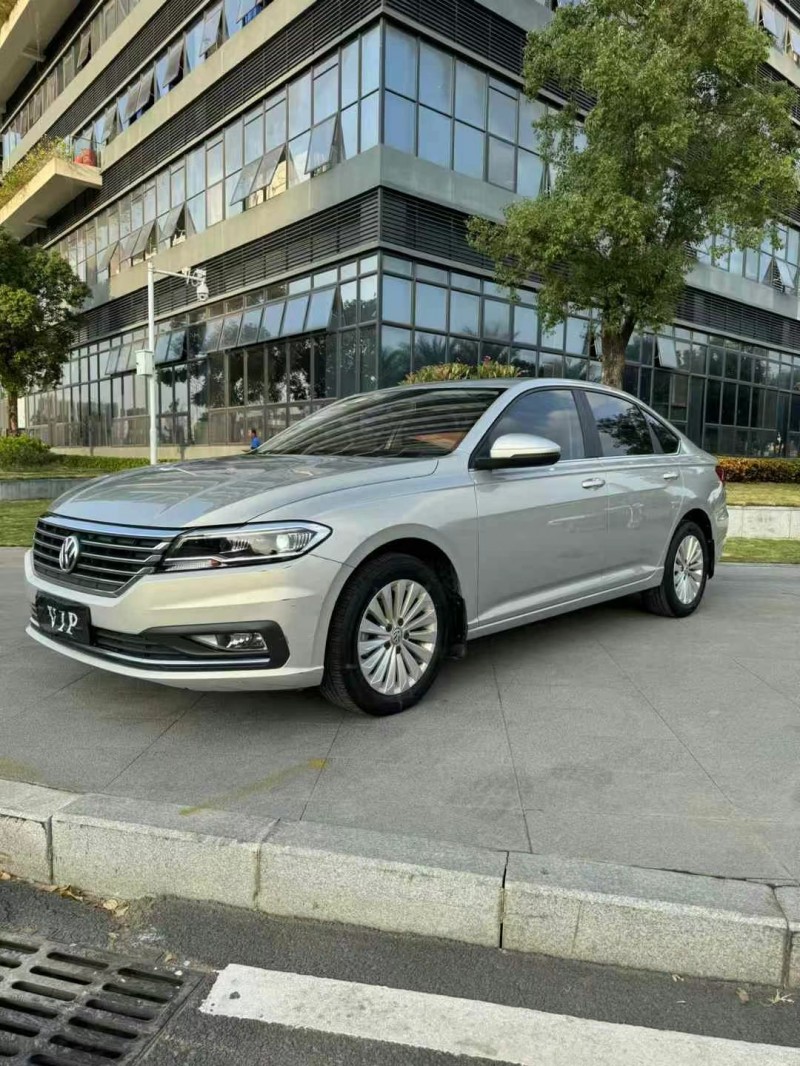 东莞20年大众朗逸3