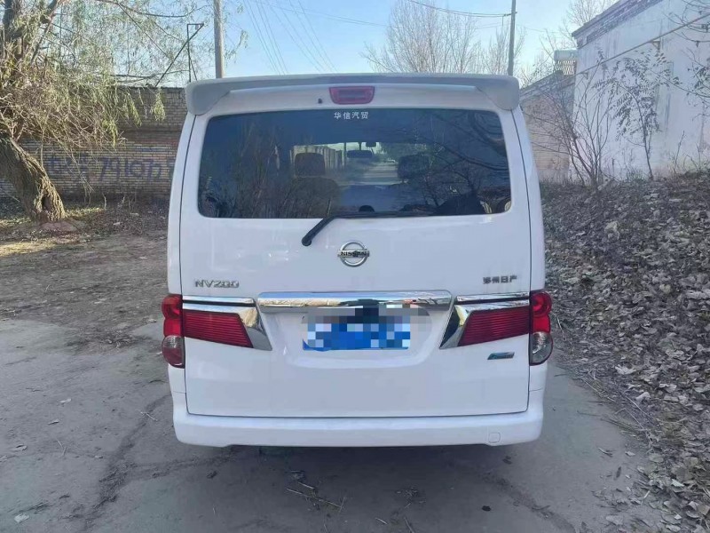 保定18年日产NV2009