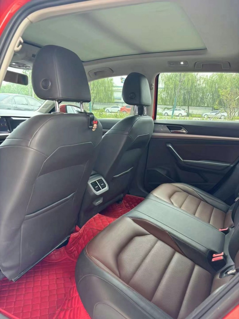 保定18年大众朗逸7