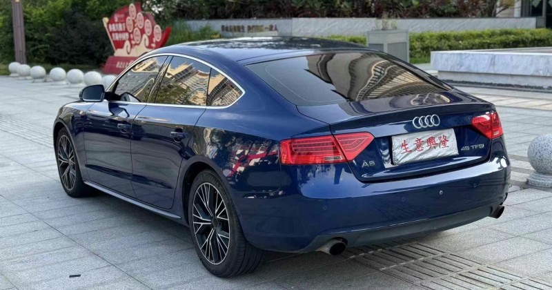 东莞14年奥迪A59