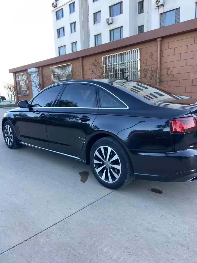济宁17年奥迪A6L4