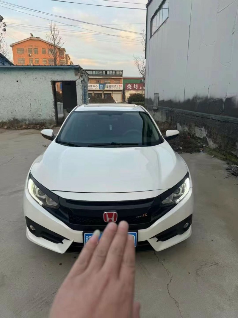 菏泽18年本田思域1