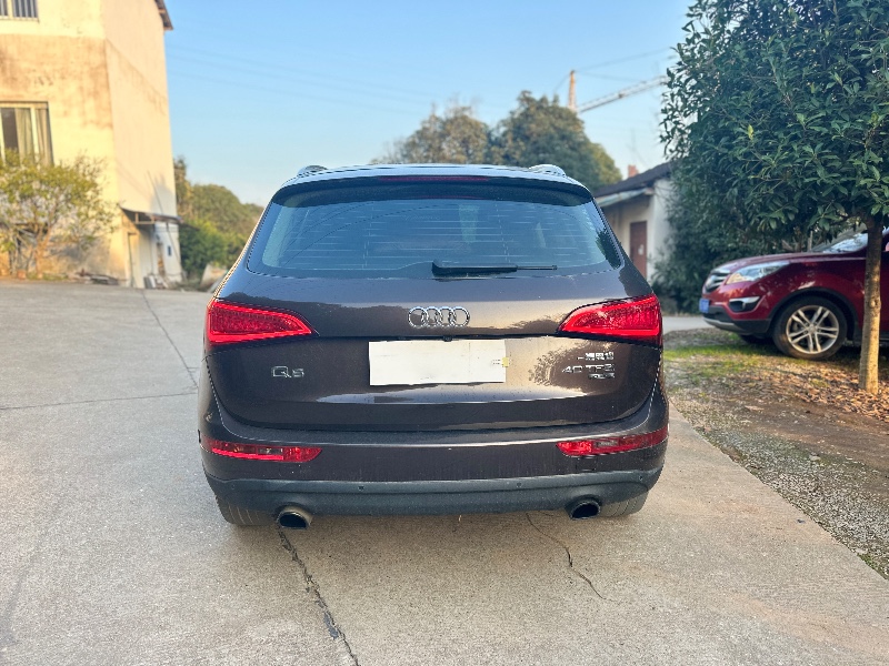 宜昌15年奧迪Q58