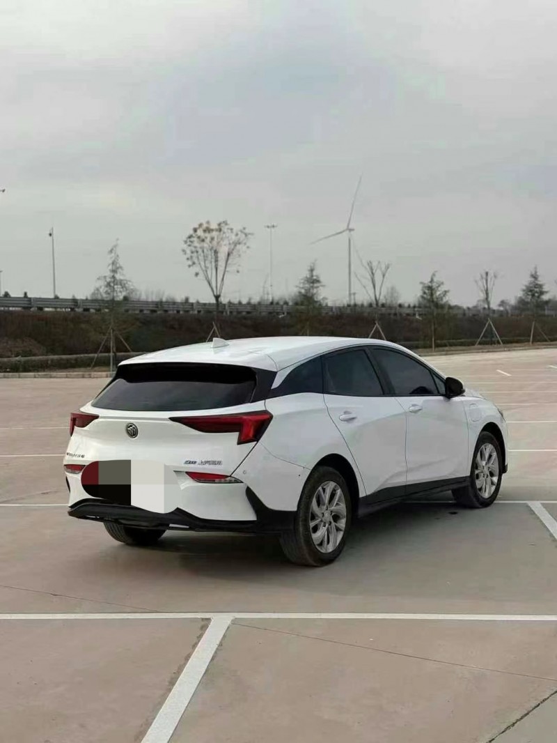 济宁23年别克velite64