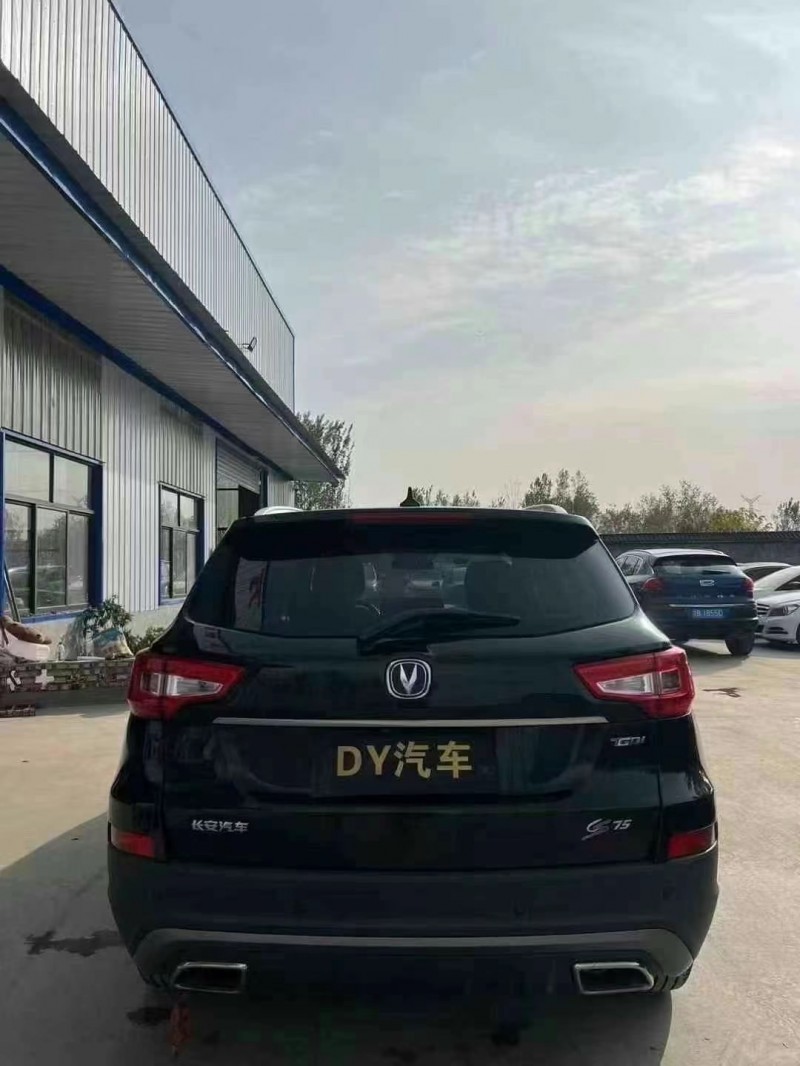 菏泽17年长安汽车CS757