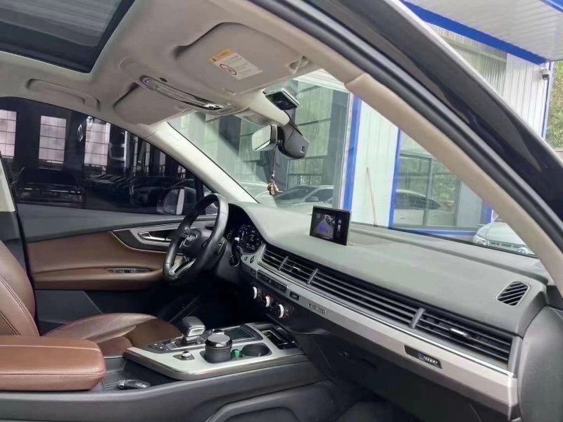 菏泽17年奥迪Q75