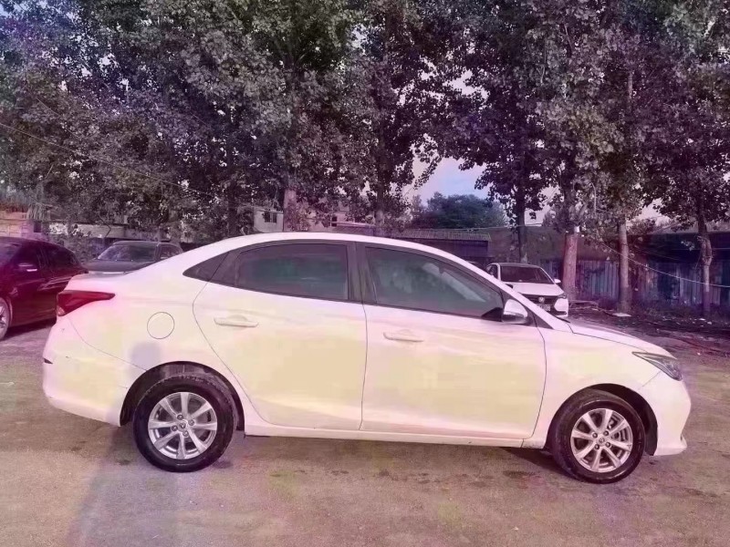 菏泽20年长安汽车悦翔3