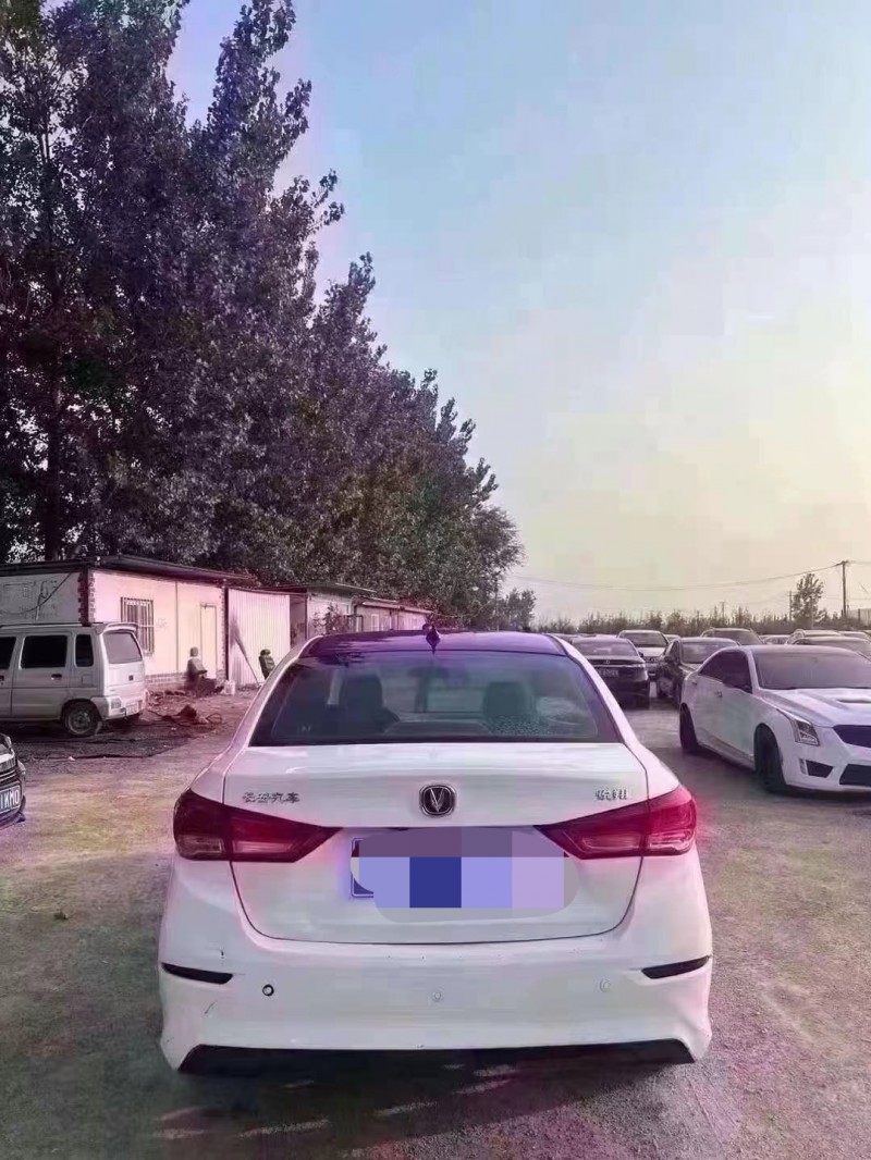 菏泽20年长安汽车悦翔4