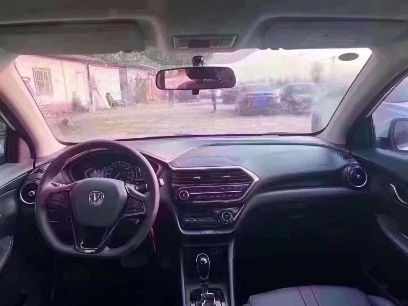 菏泽20年长安汽车悦翔9