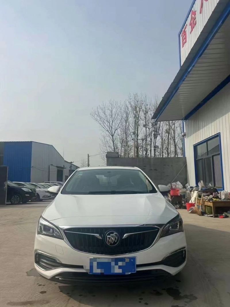 菏泽18年别克威朗1