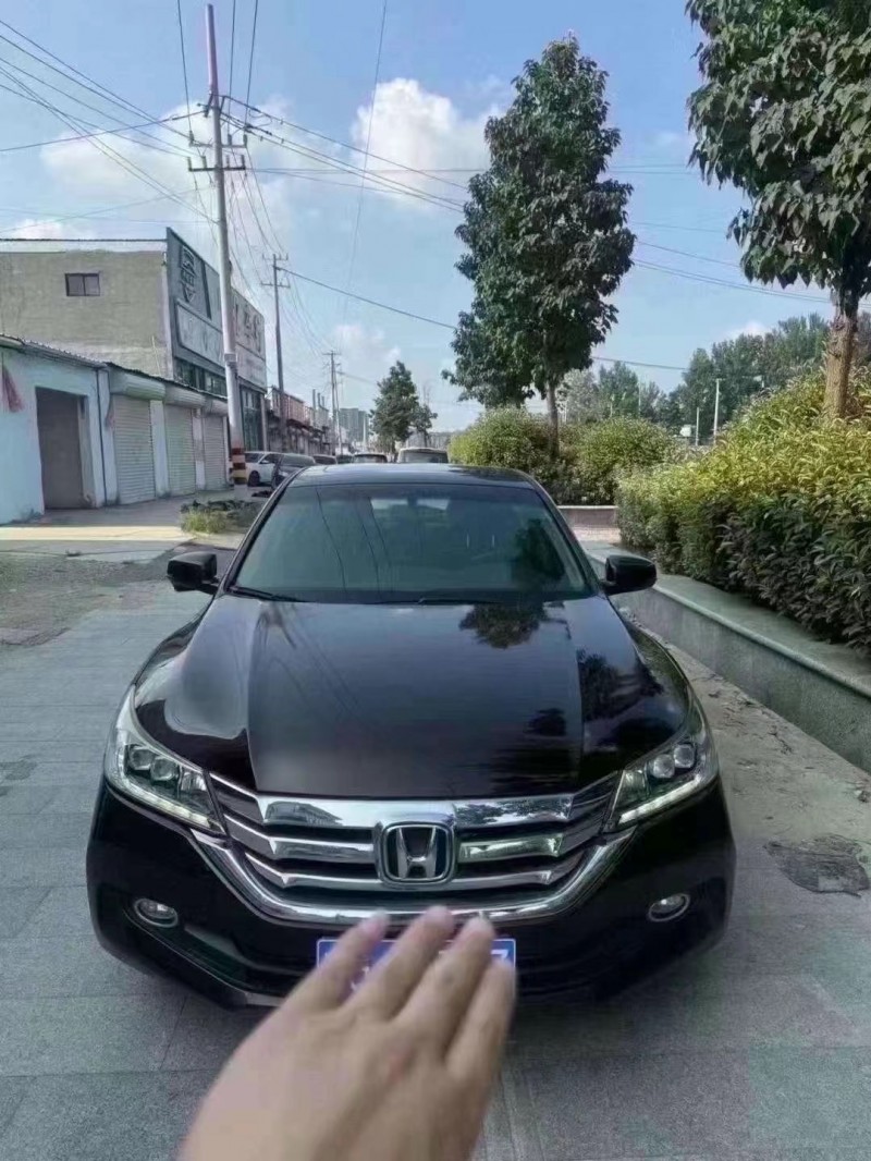 菏泽15年本田雅阁1