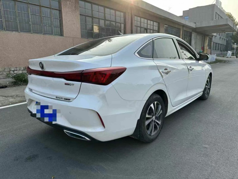 枣庄23年长安汽车逸动7