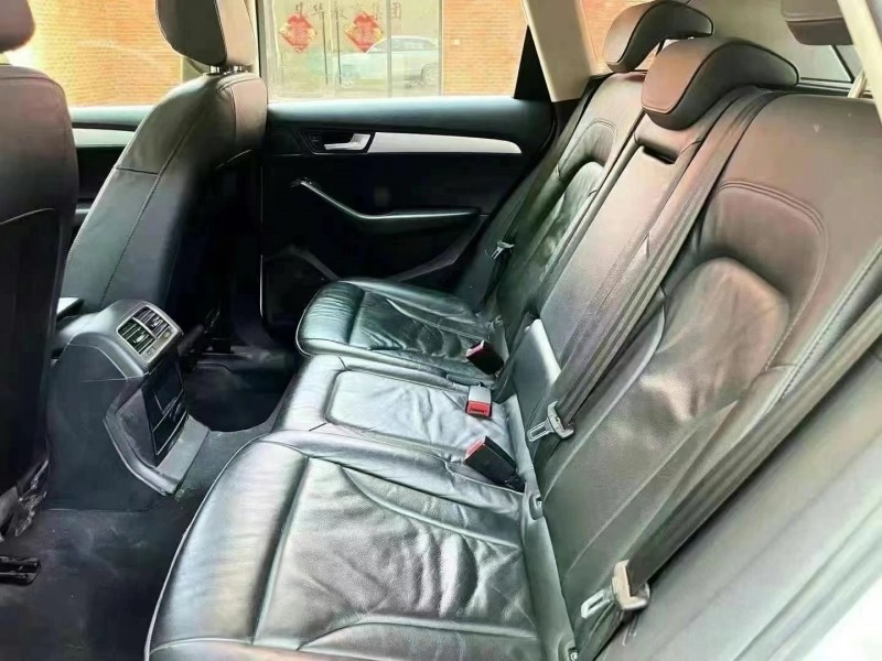 枣庄17年奥迪Q54