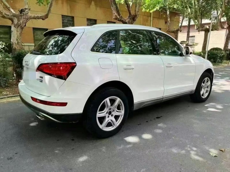 枣庄17年奥迪Q57