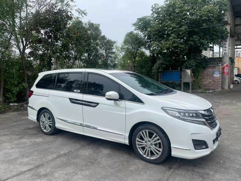 徐州18年本田艾力绅2