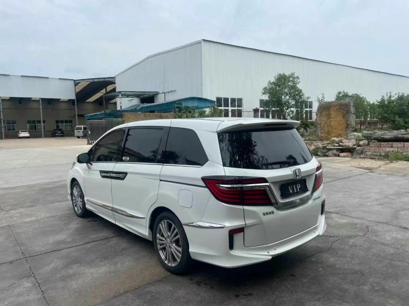 徐州18年本田艾力绅5