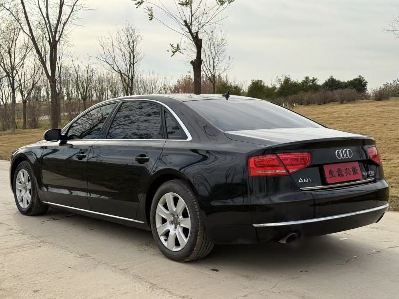 郑州14年奥迪A8L4