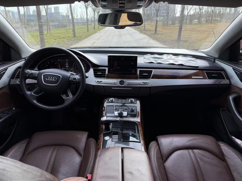 郑州14年奥迪A8L8