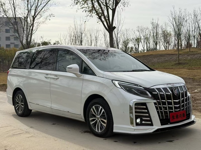 郑州17年别克GL82