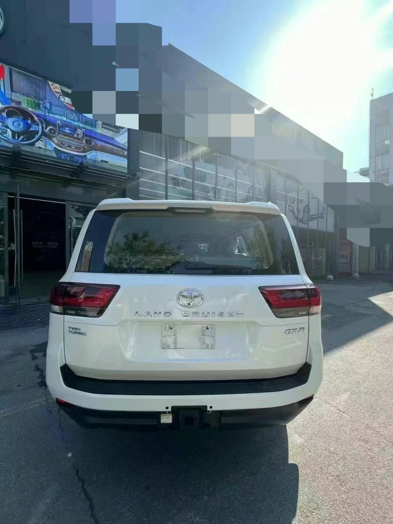 武汉23年丰田兰德酷路泽5