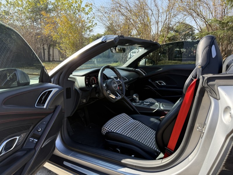 盐城20年奥迪R86