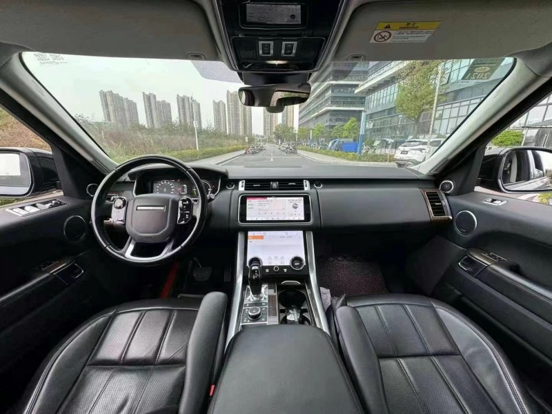 东莞19年路虎揽胜运动6