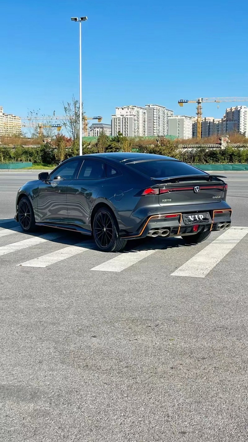 廊坊23年長安汽車UNI-V4