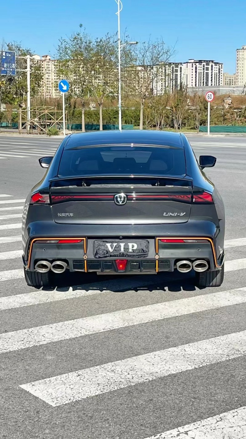 廊坊23年長安汽車UNI-V9