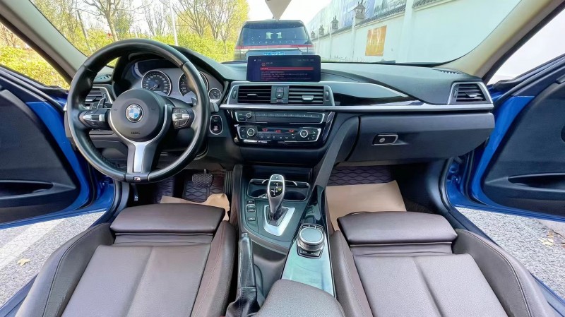 保定18年宝马3系5