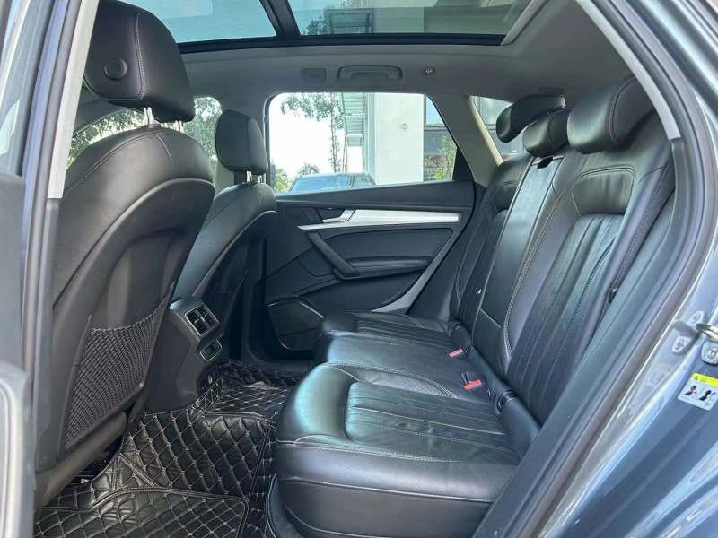 深圳20年奥迪Q54