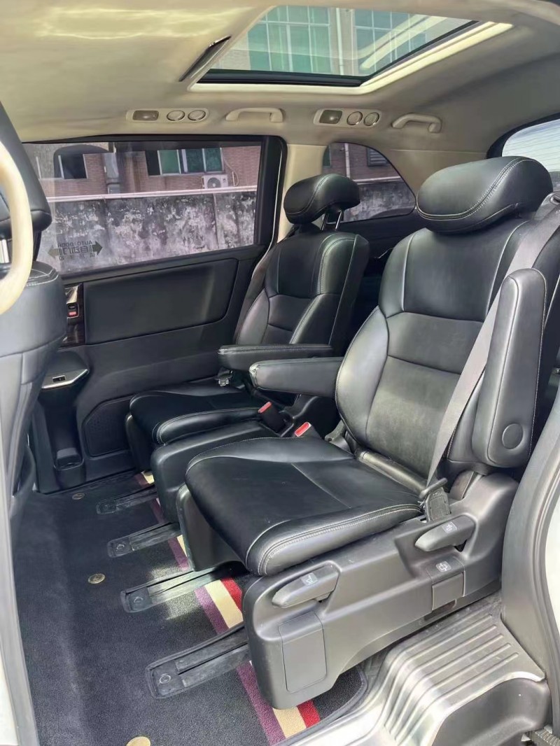 广州17年本田艾力绅7