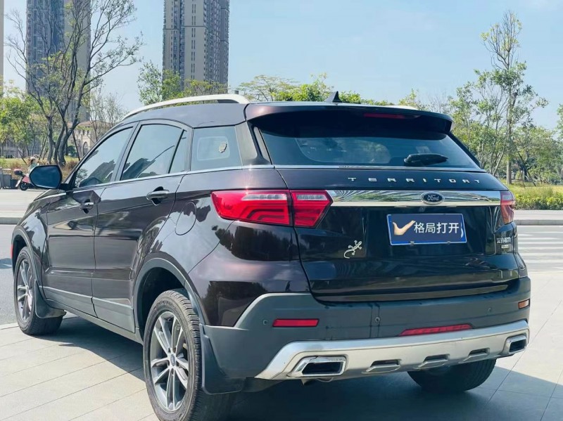 东莞19年福特领界8