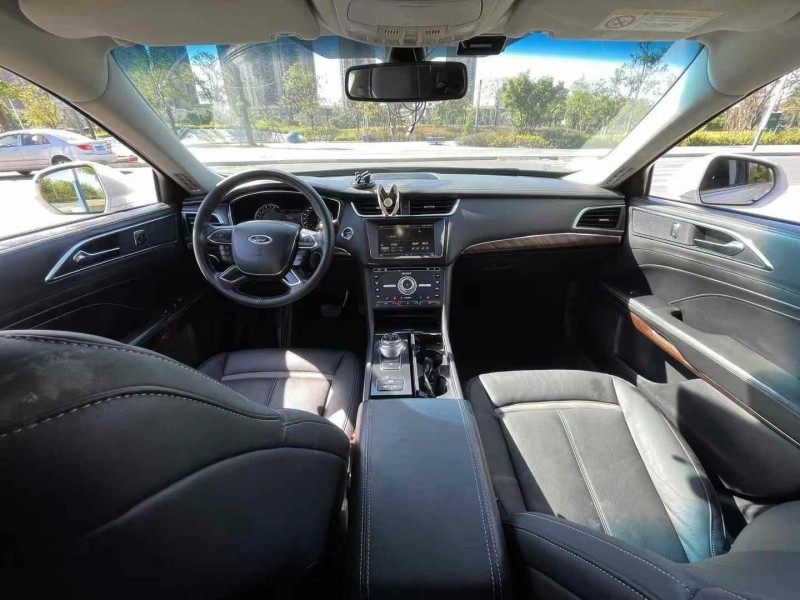 东莞16年福特金牛座6