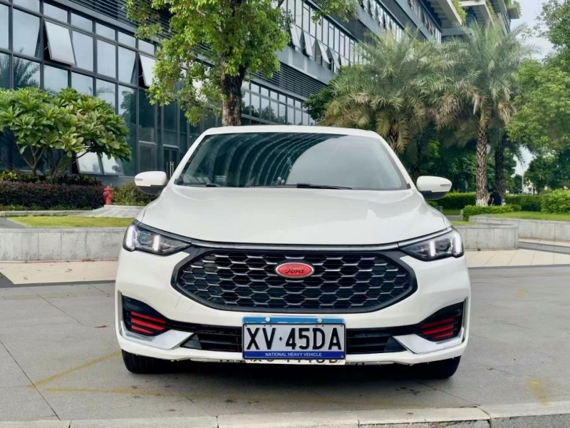 东莞22年福特福睿斯1