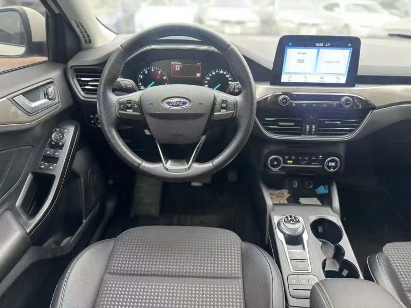 广州20年福特福克斯7