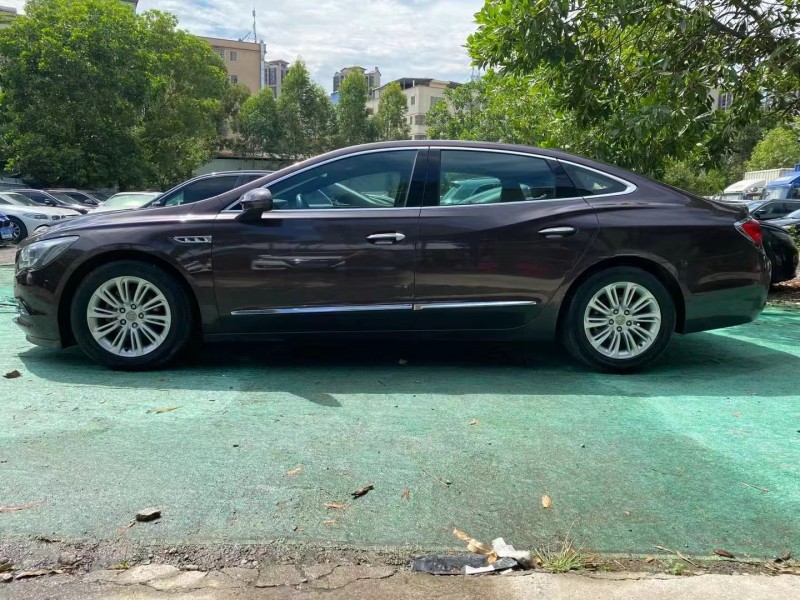 广州17年别克君越4