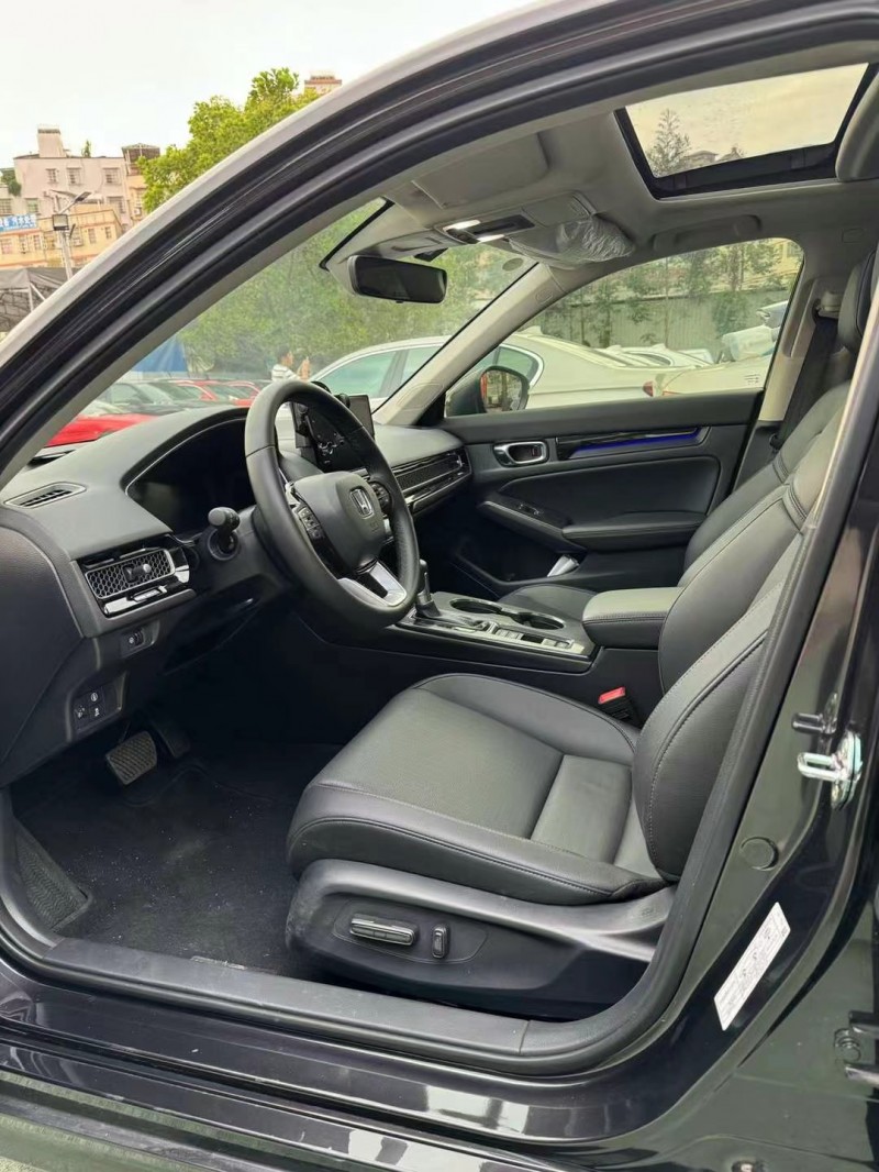 广州24年本田型格8